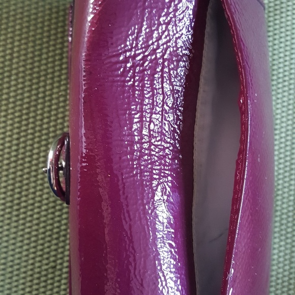 Coach Eggplant Patent Leather Wallet - Picture 6 of 6